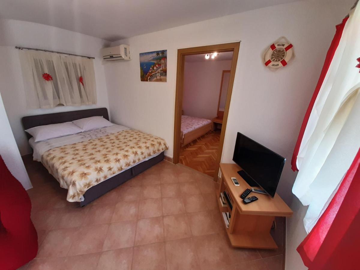 Apartments Diana Vinisce Marina Room photo
