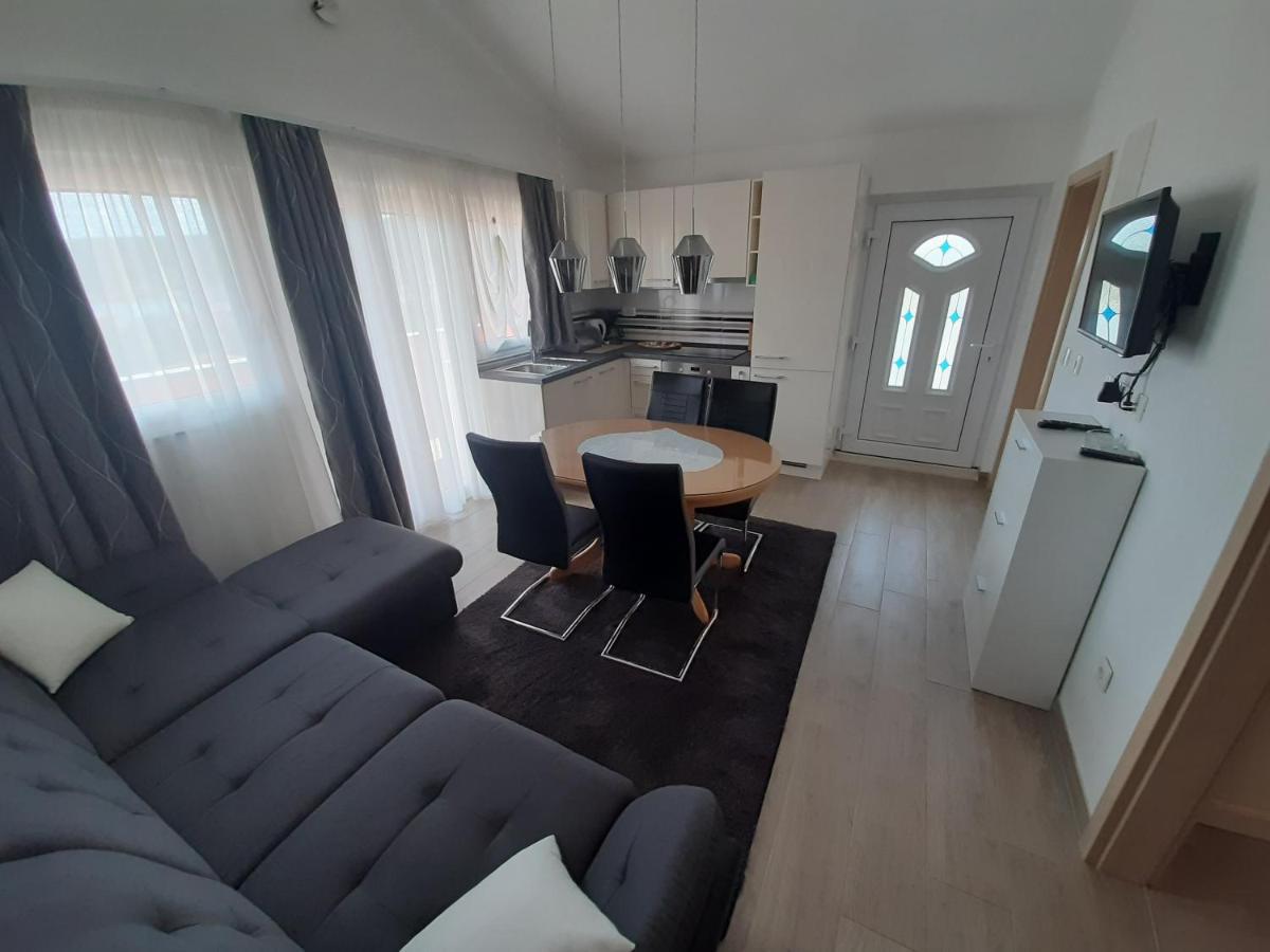 Apartments Diana Vinisce Marina Room photo